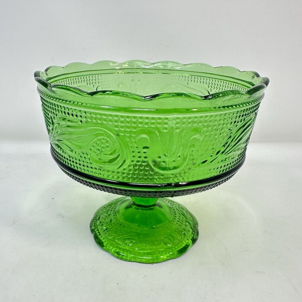 Vintage EO Brody Co M6000 Green Glass Pedestal Compote Bowl Candy Dish